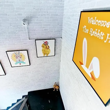 The Rabbit'S Hole Hostel